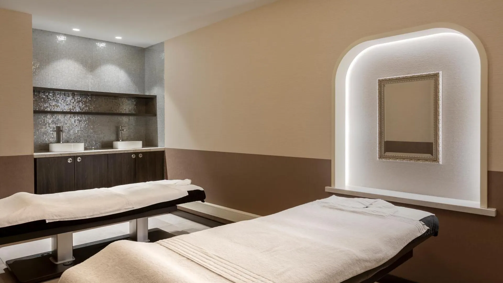 ****  Corendon Amsterdam New-West, A Tribute Portfolio Hotel Netherlands