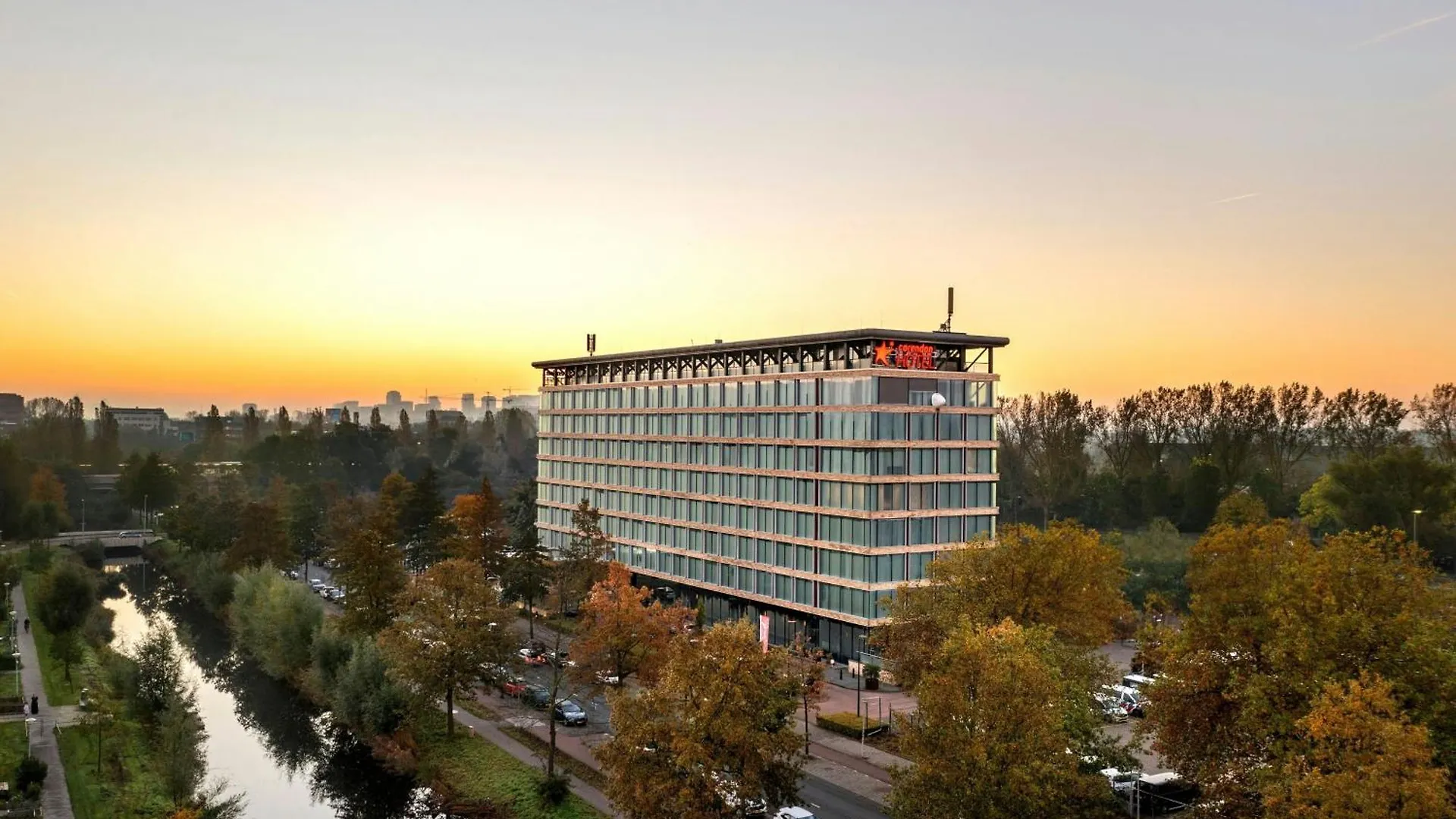 Corendon Amsterdam New-West, A Tribute Portfolio Hotel 4*,